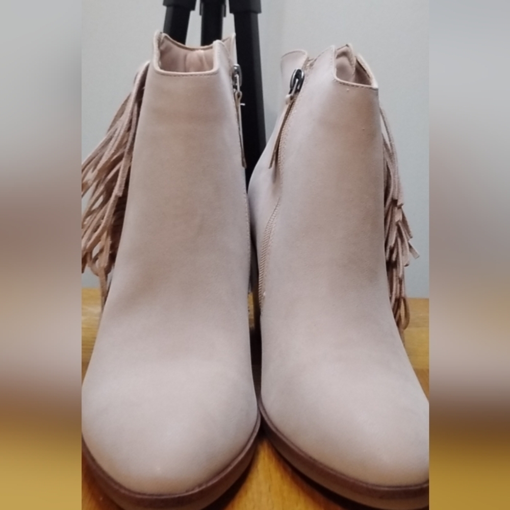 MIA Light Pink Ankle Booties - Picture 4 of 14